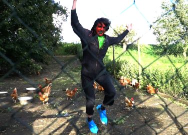 Mariola Brillowska_Backe Frieden_Milchhof Reitbrook_Filmstil03